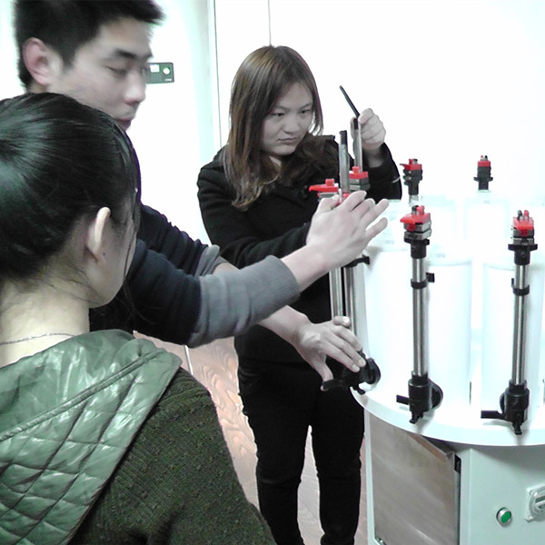 塗料調色機現場演示