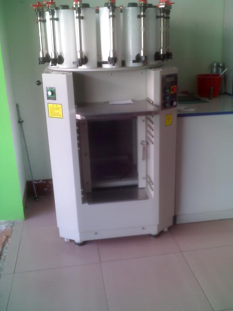 塗料調色混勻機 塗料(liào)調色混勻機(jī)