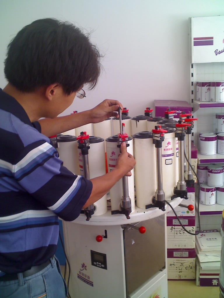 電腦（nǎo）調色機多少錢