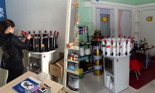 乳膠漆（qī）調色機價格