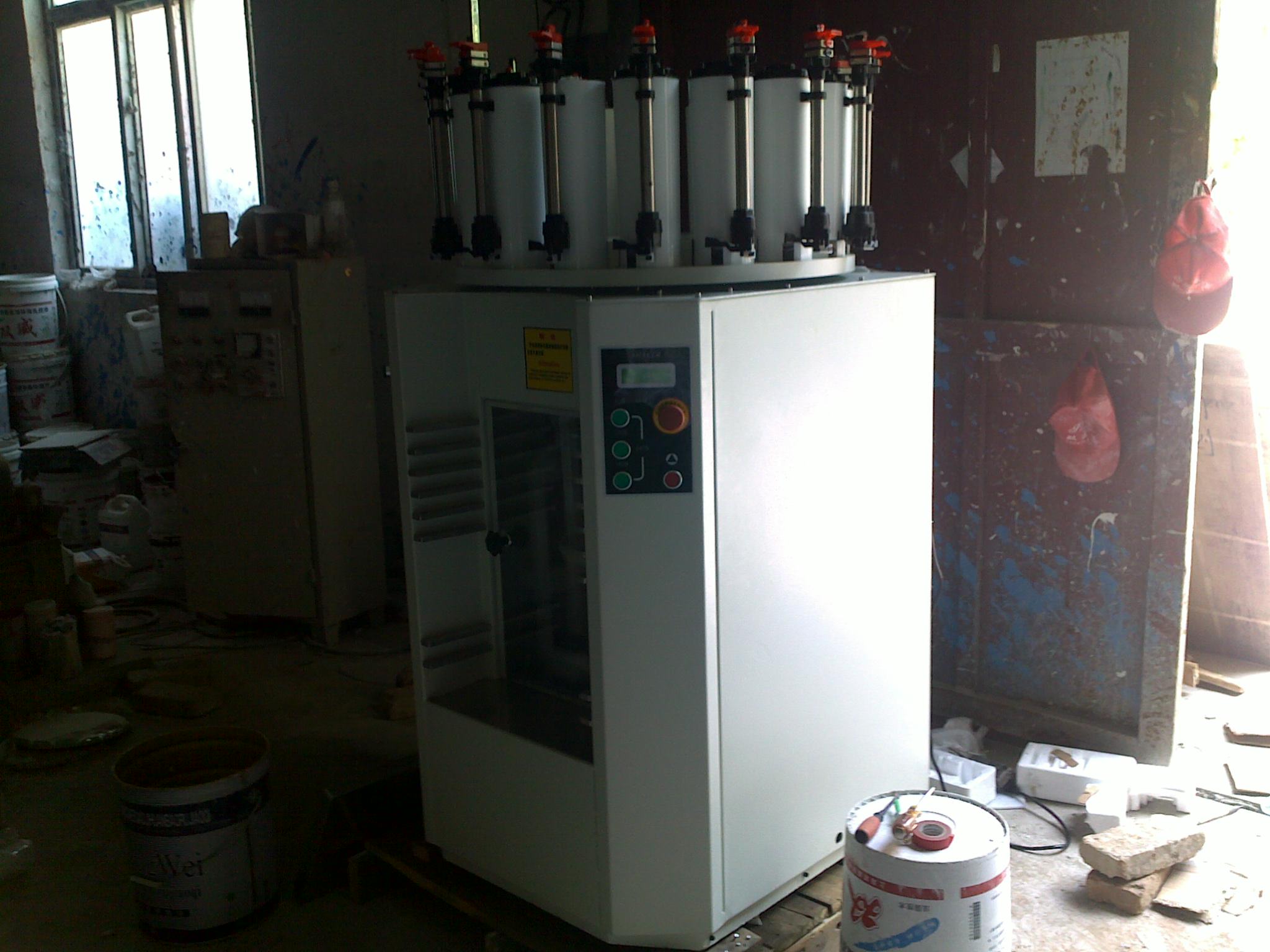 濟南賦彩調色混勻一體機 濟南(nán)賦(fù)彩調色混勻一體(tǐ)機